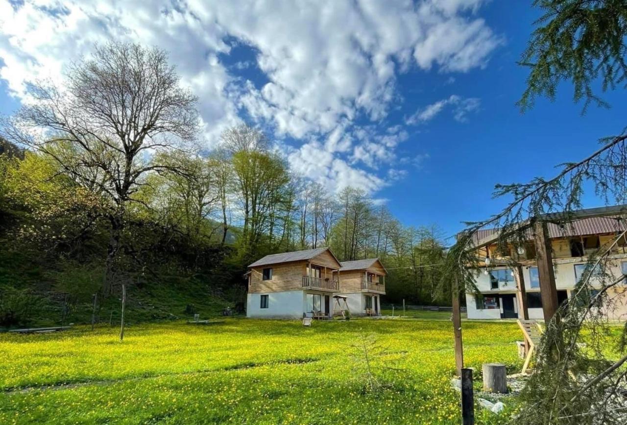 Hotel Chubezeni Mestia Buitenkant foto